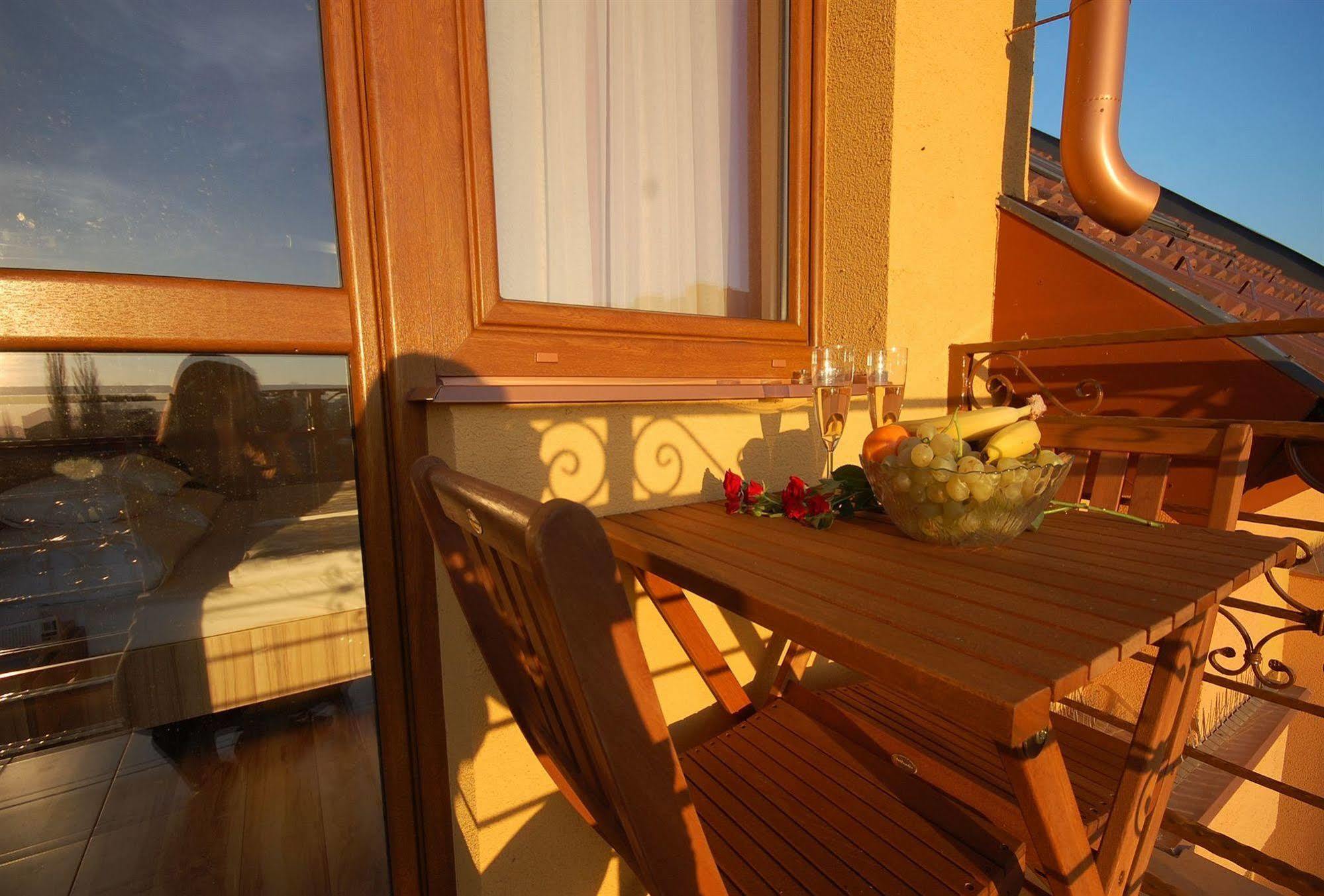 Hotel Sunshine Budapest Exterior foto
